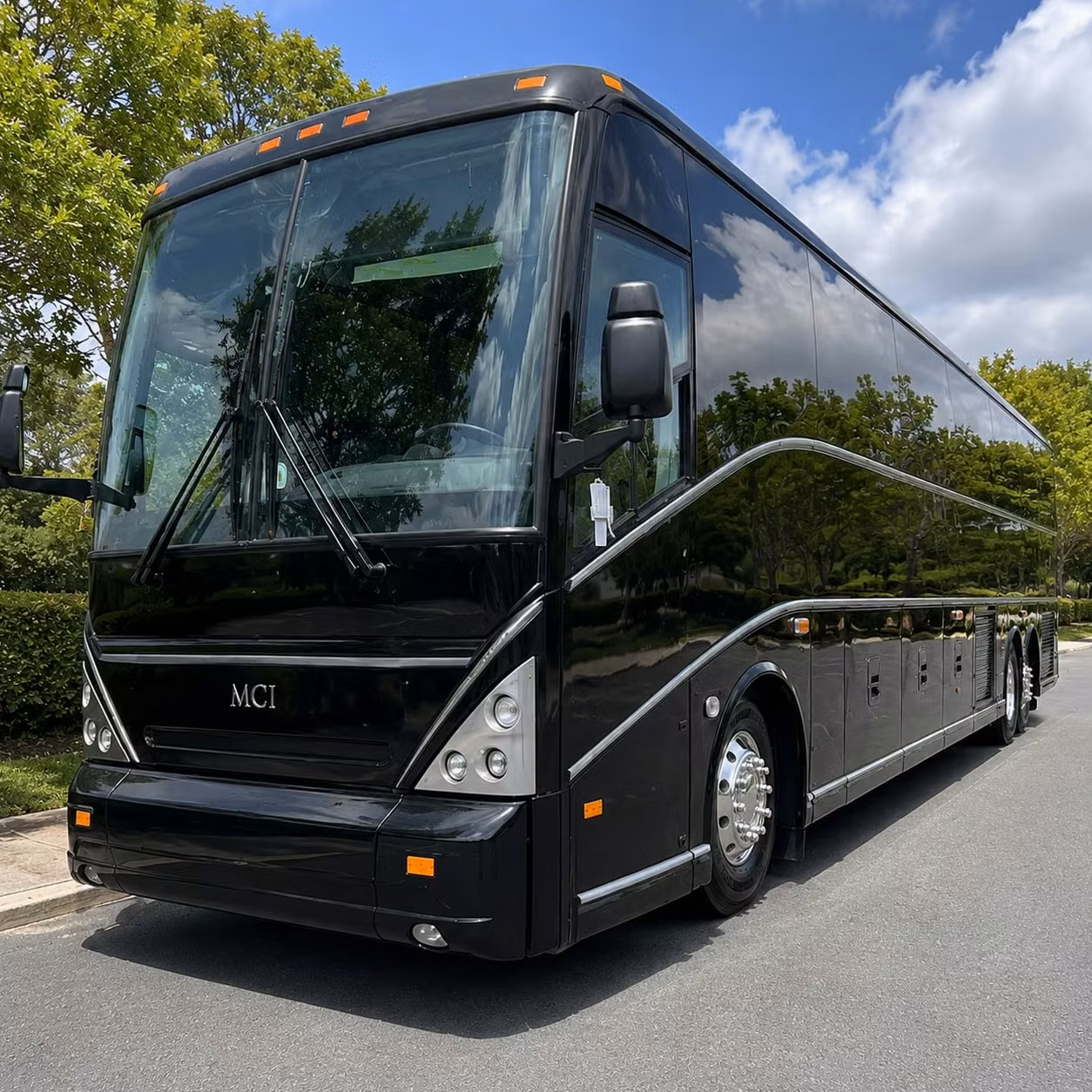 employee shuttle bus services for san diego s major employment corridors